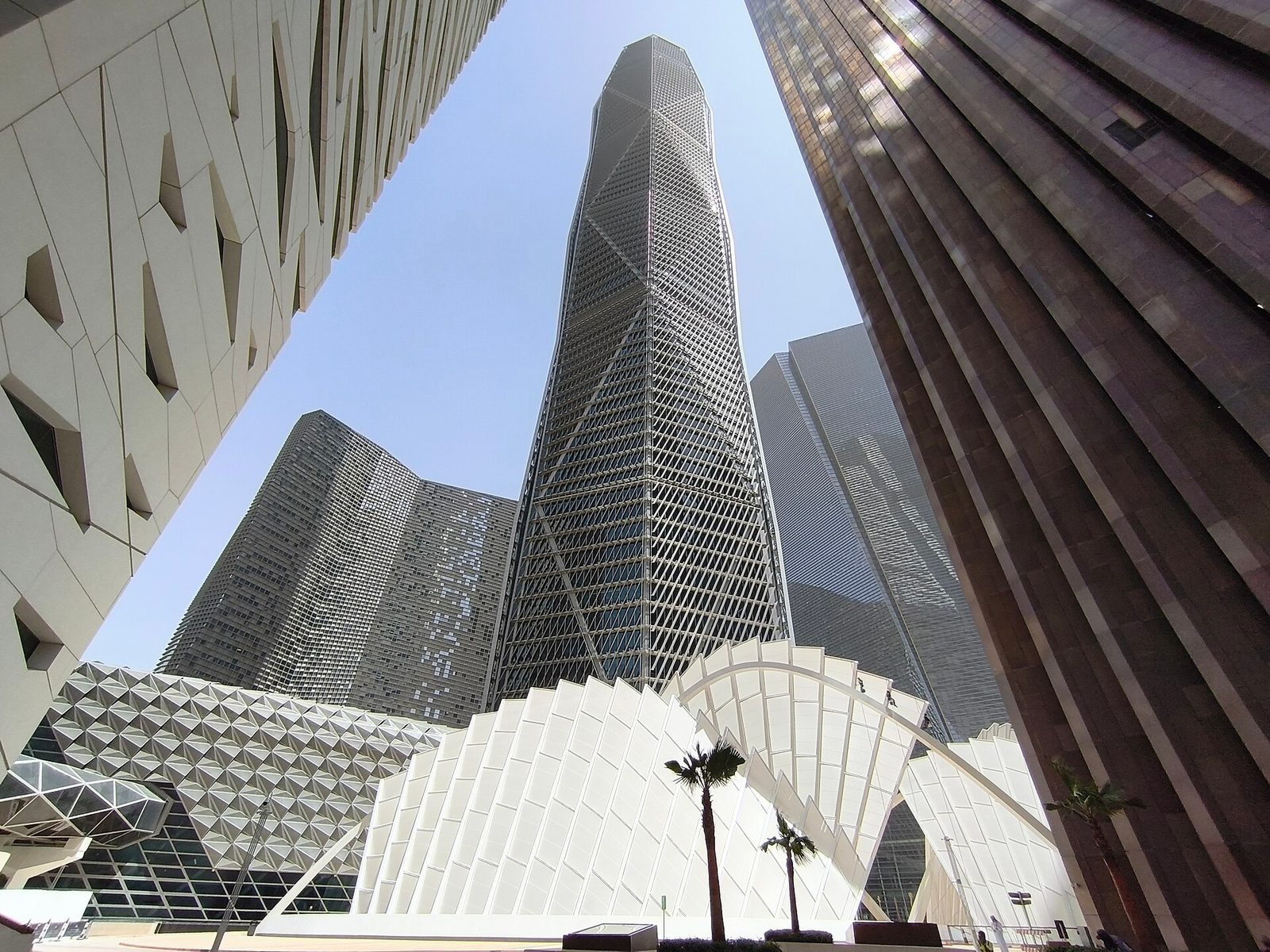 بناء قائمة شراء قصيرة من بيانات الصفقات في الرياض: الشريحة السعرية الأولى