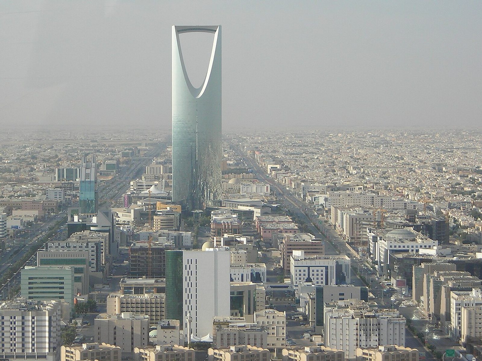 اختيار النافذة الزمنية للمقارنات في الرياض: الشريحة السعرية المتوسطة الدنيا
