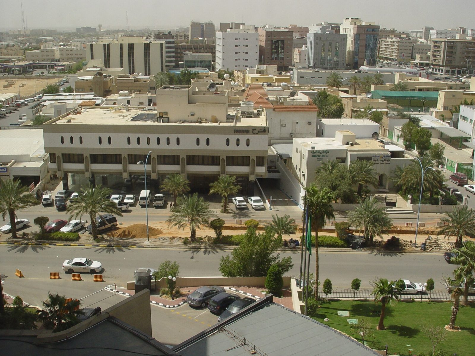 لماذا لا تكفي صفقة واحدة للحكم في الرياض: الشريحة السعرية العليا