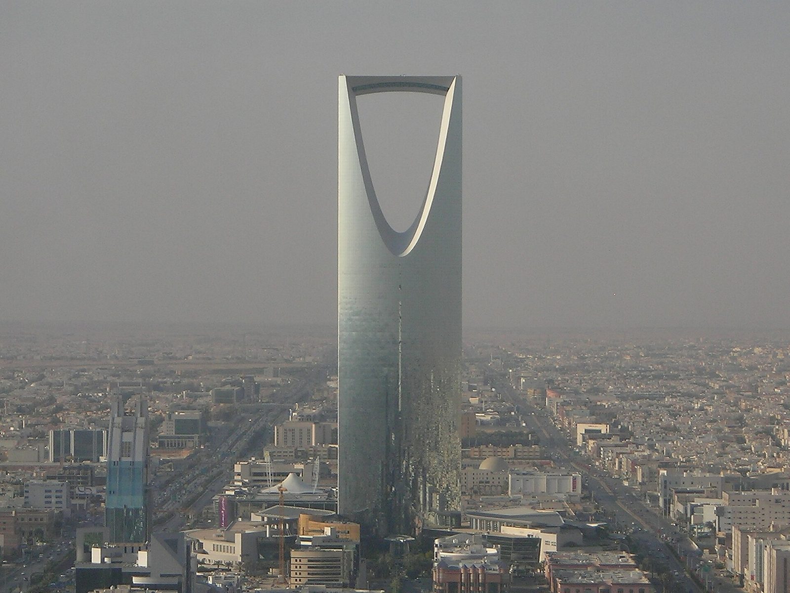 لماذا لا تكفي صفقة واحدة للحكم في الرياض: الشريحة السعرية المتوسطة العليا