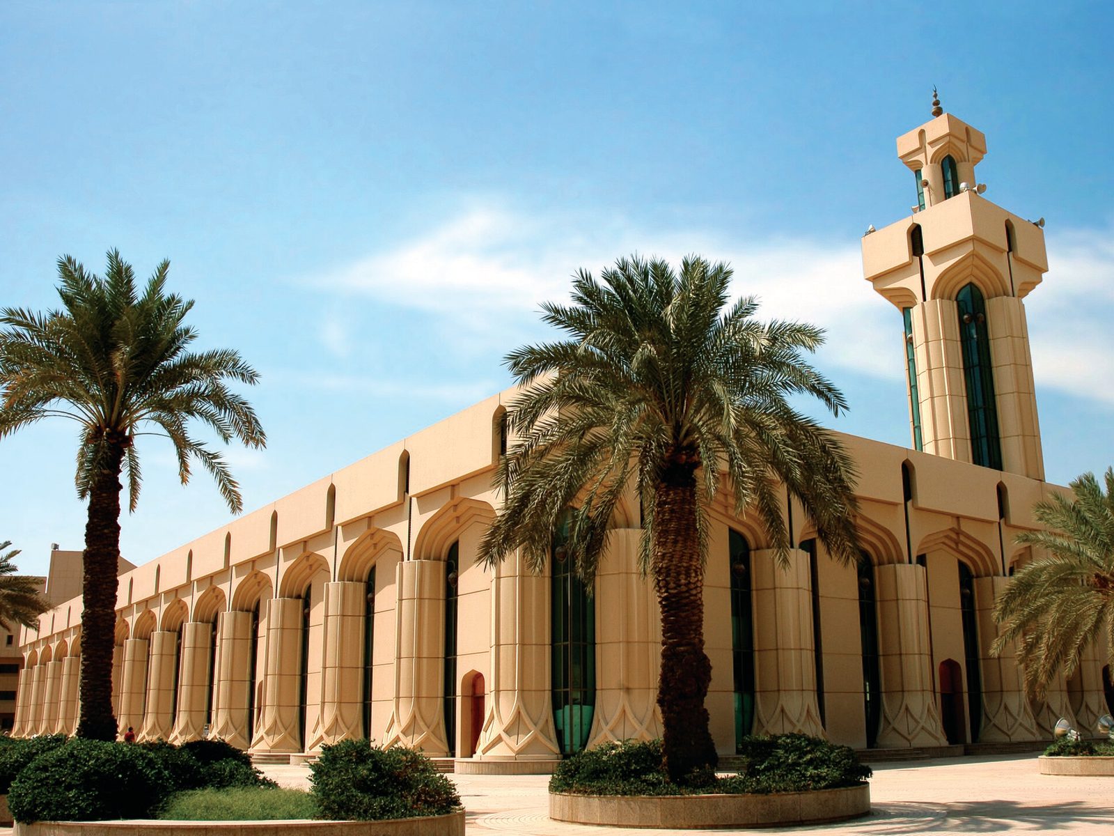 استخدام المقارنات في تفاوض الشراء في الرياض: الشريحة السعرية العليا