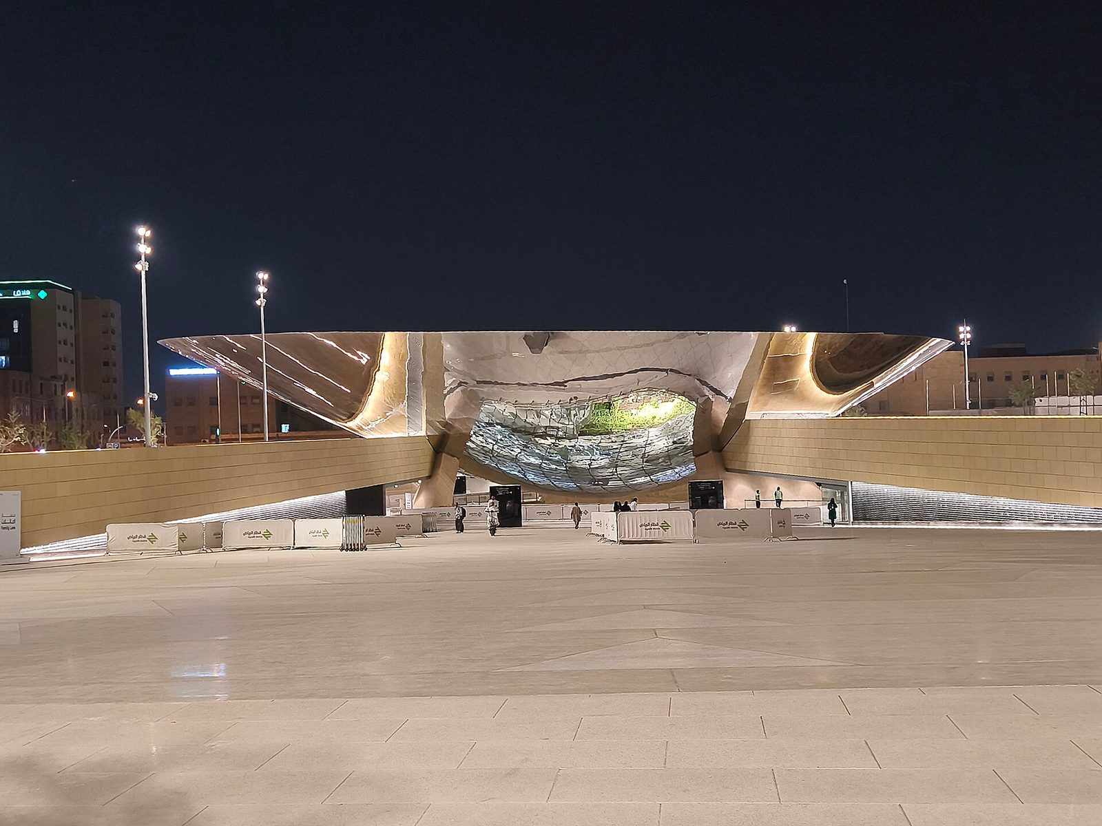تسعير البائع بمساندة الصفقات الرسمية في الرياض: الشريحة السعرية العليا