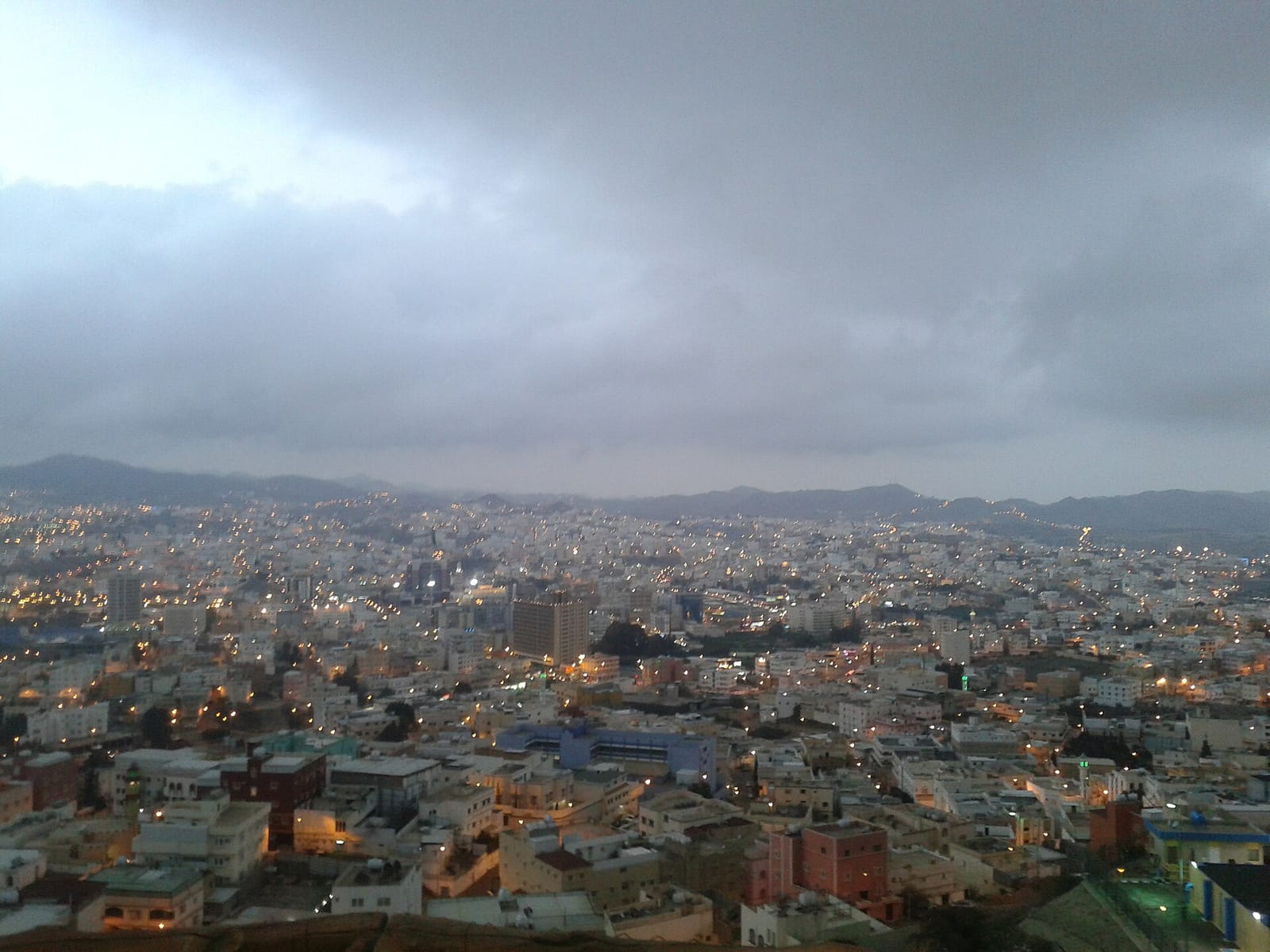 خطوات شراء شقة في أبها من البحث حتى الإفراغ