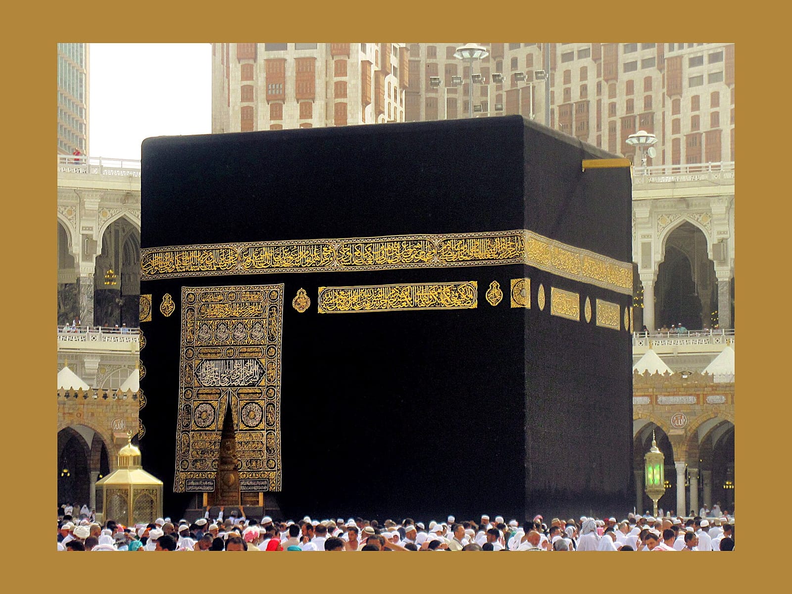 الإيجار أم التملك في مكة المكرمة: إطار قرار هادئ