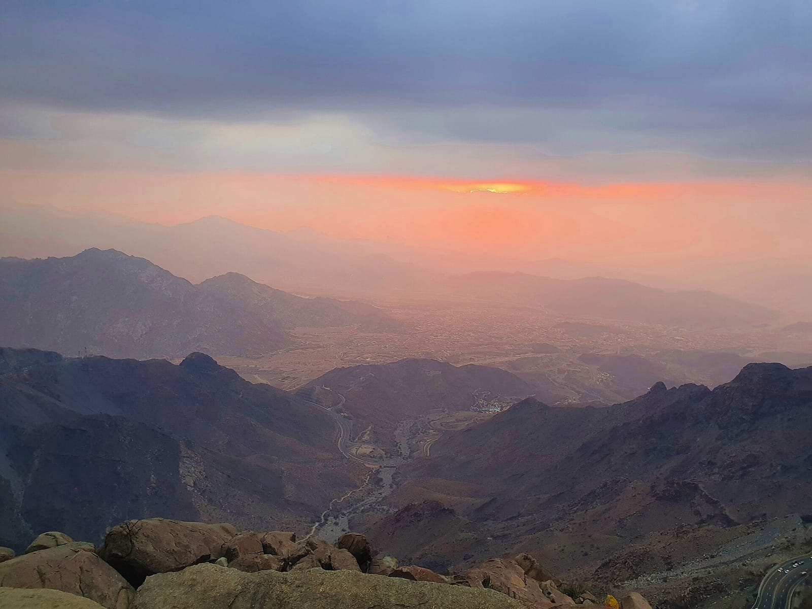 تكلفة تشغيل المنزل الشهرية في الطائف