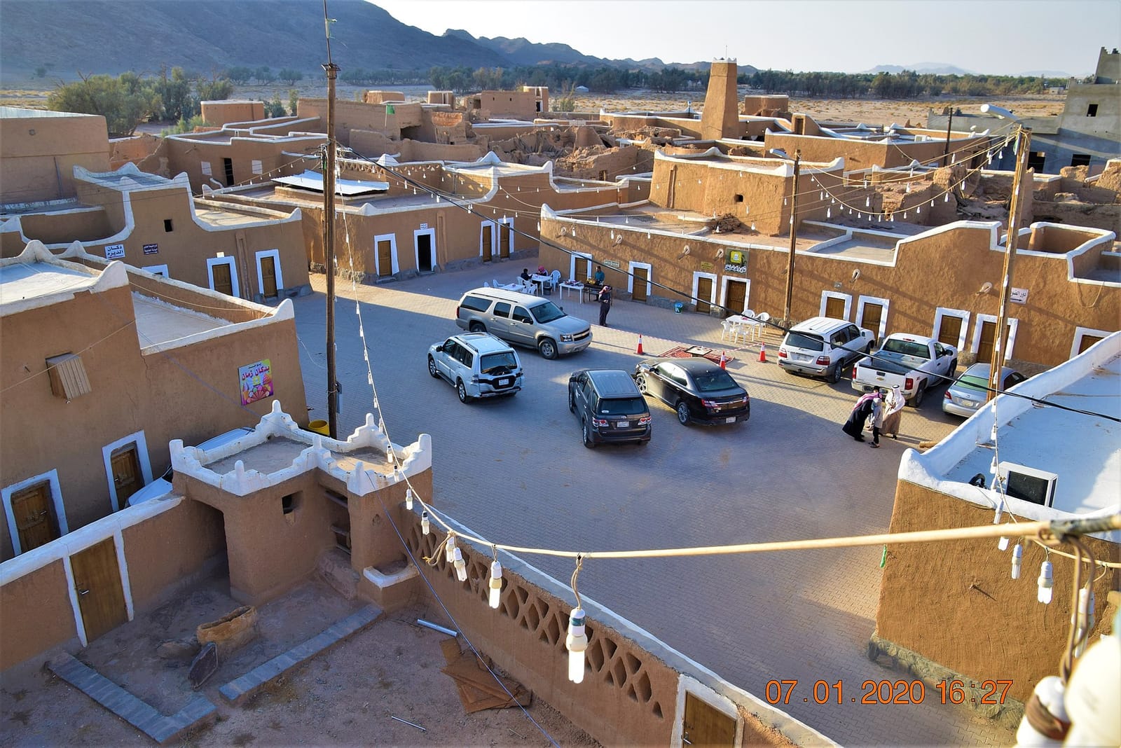 الاستعداد للغبار والعواصف الترابية في الدوادمي داخل المنزل