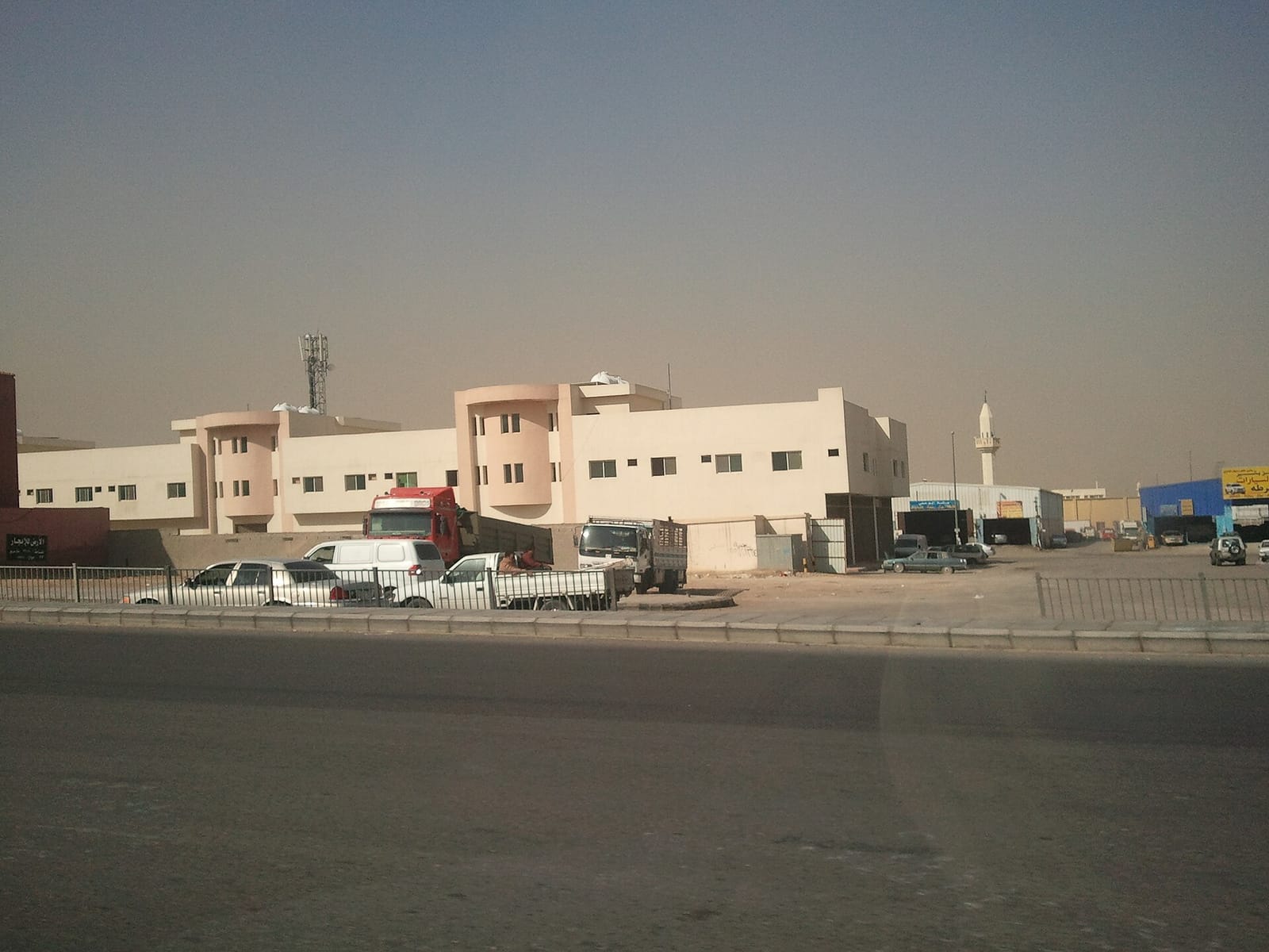 المفاضلة بين الدور الأرضي والعلوي في مساكن الرياض