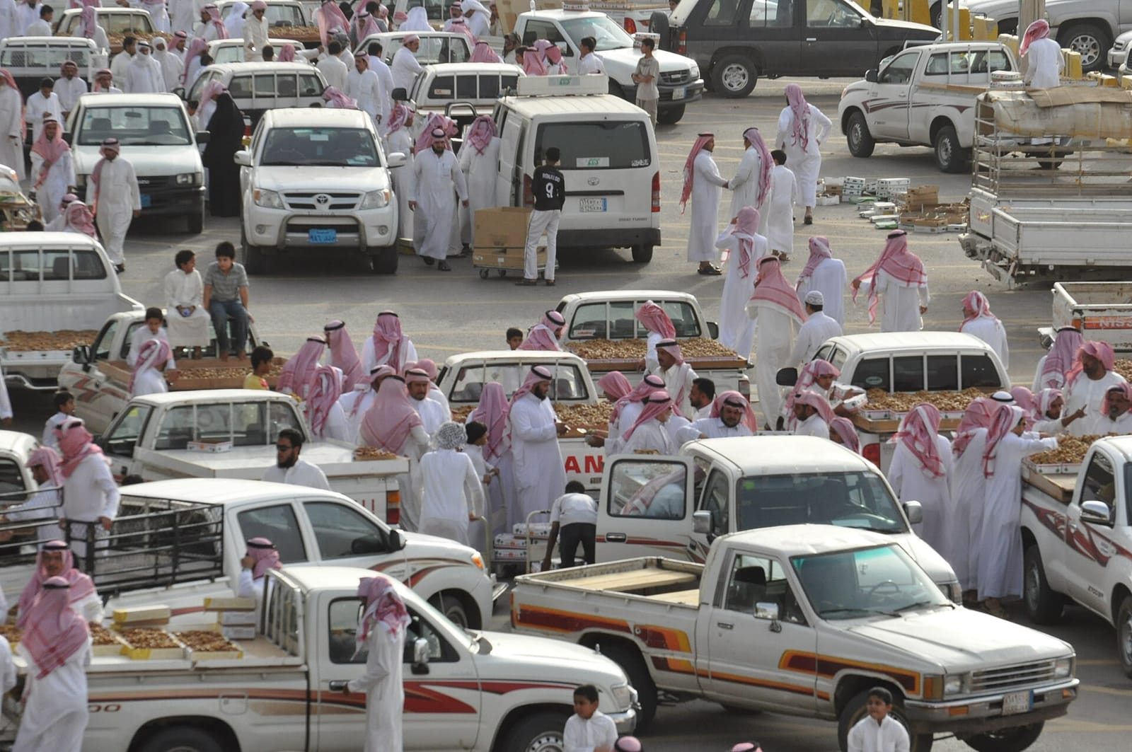 تخطيط رحلة الصباح إلى العمل والمدرسة في بريدة