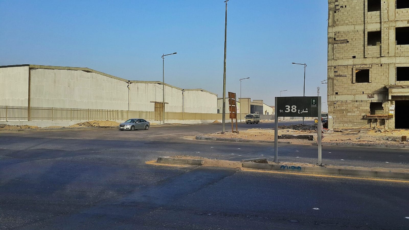 حلول الخصوصية للنوافذ المطلة في مساكن الدمام