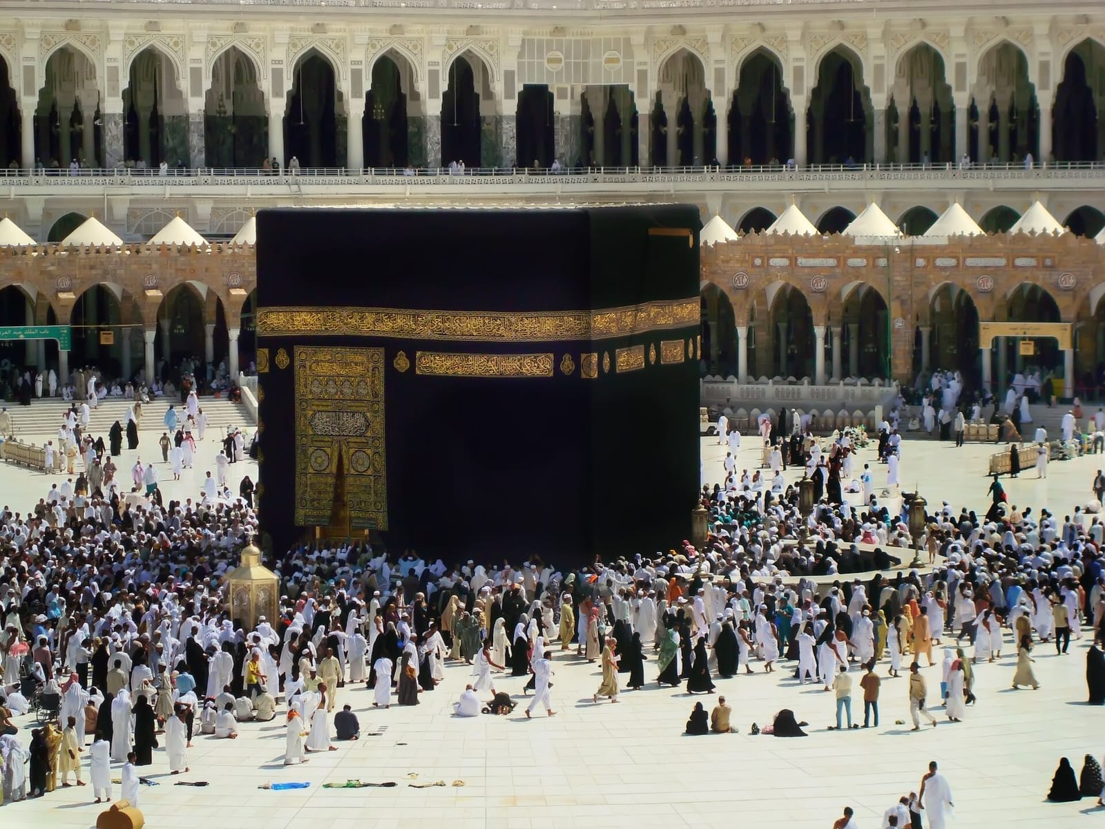 تنظيم تبريد المنزل خلال صيف مكة المكرمة: عادات يومية عملية